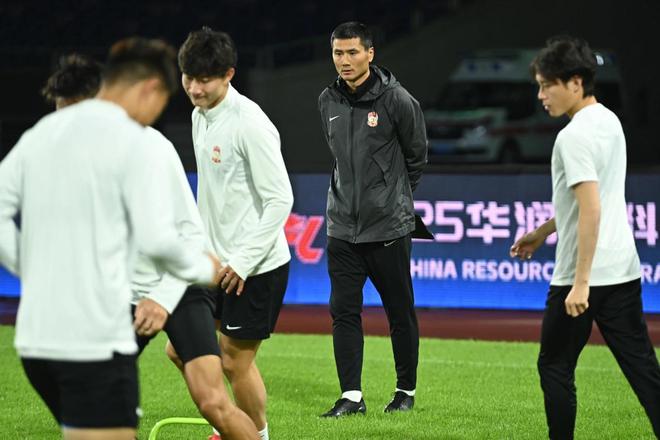 西海岸3 - 1胜梅州，邵佳一赛后发布会说了啥？