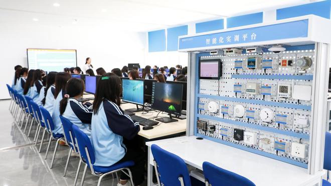AI如何重塑职业教育：中国东方教育的实践探索