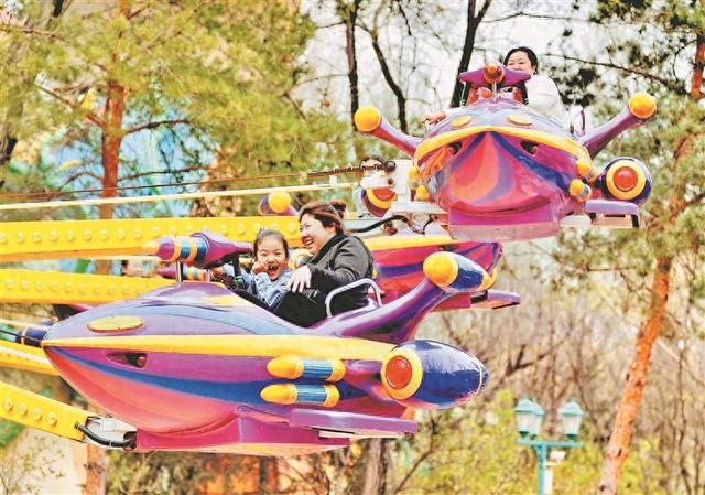 “五一”收官，黑龙江旅游成绩斐然，黑龙江“五一”旅游：数据背后的繁荣景象