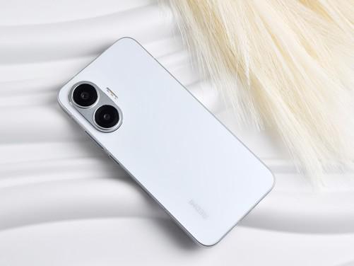 2025年REDMI Turbo 4 Pro：中端机市场的性能新宠，REDMI Turbo 4 Pro：1699元带来骁龙8s Gen4的超值体验